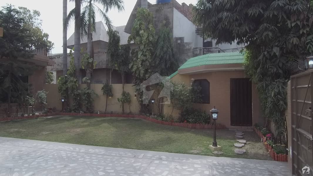 Kanal Single Storey Renovated House New Super Town Walton Road Lahore