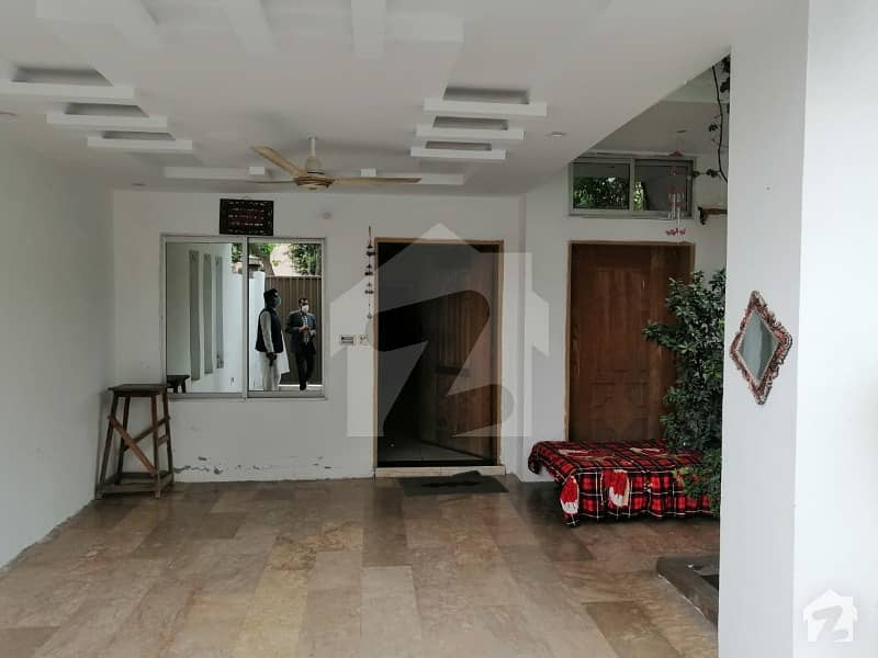 10 Marla A Block Single Storey House With Double Elevation Available