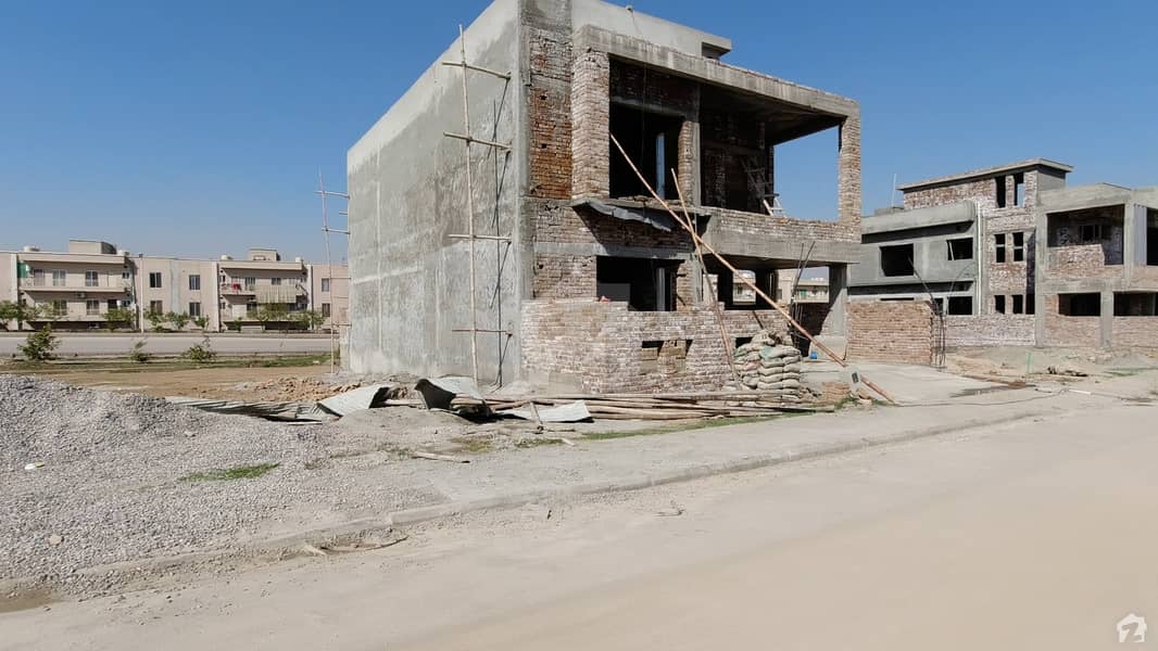 8 Marla Highted Plot For Sale Block J Level Plot In J Block Bahria Town