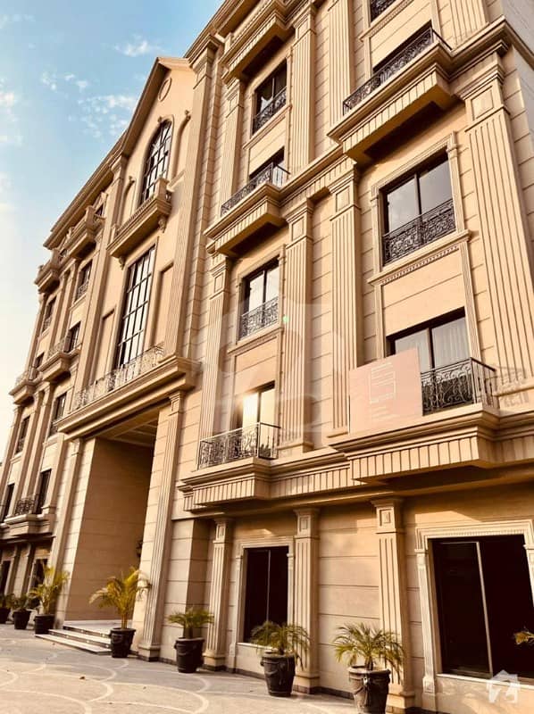 18 Gulberg 5 Star Boutique Hotel Style Apartment Gulberg, Lahore