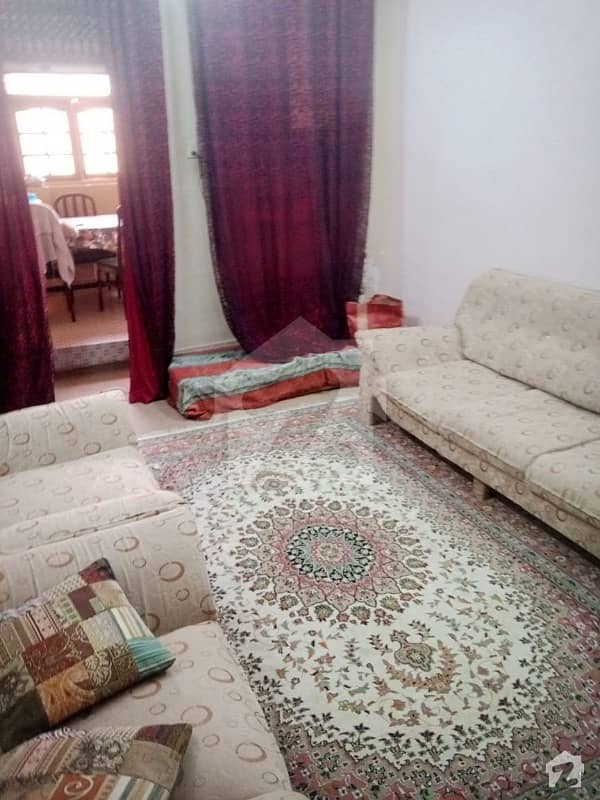 Huge Flat For Sale In Old City Bottle Gali Light House Saddar Town