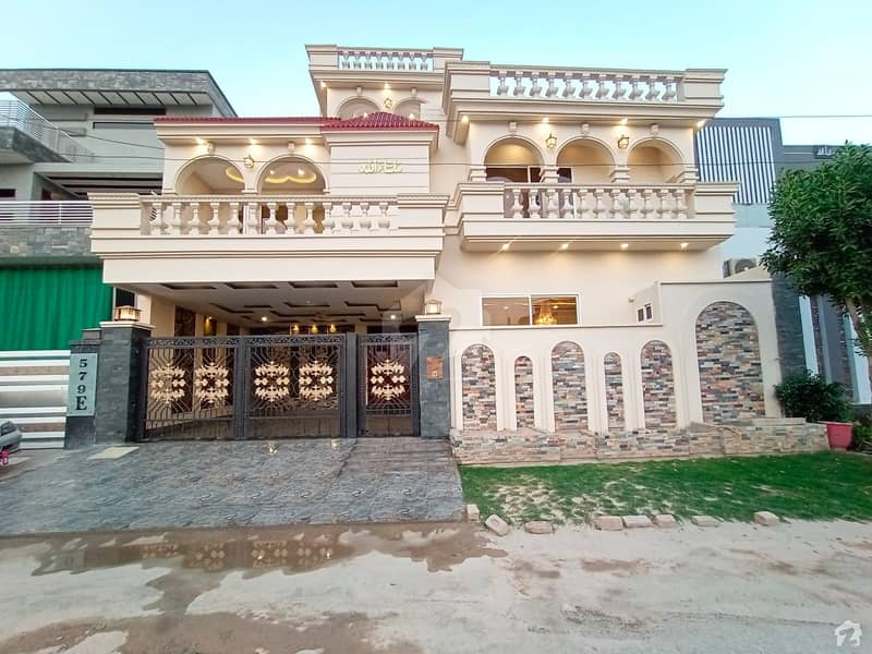 Reserve A Centrally Located House In BlockE Wapda Town Phase 1 Multan