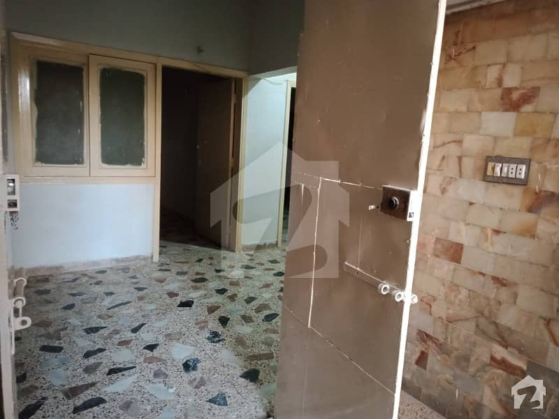 120 Sq Yd Ground Floor Portion Buffer Zone Sector 15/b North Nazimabad