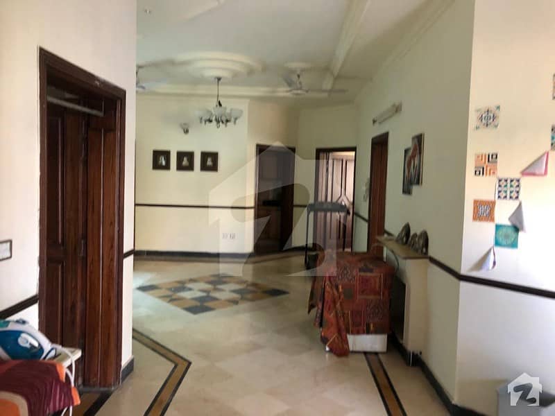 10 Marla House Available For Sale Khayban E Tanveer, Chaklala Scheme 3