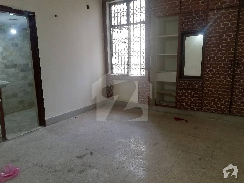 Allama Iqbal Town Main Wahdat Road 5Marla House For Sale Beautiful