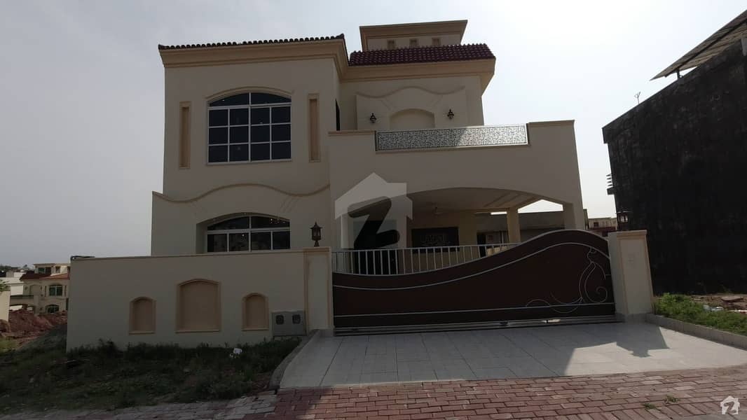 Prime Location 10 Marla 5 Bedrooms Brand New House For Sale In Bahria Enclave Islamabad Sector