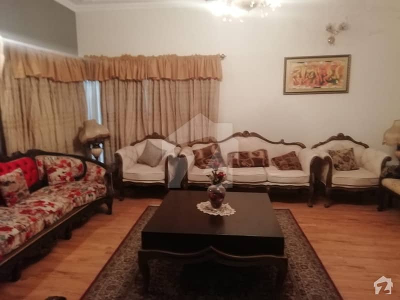 450 Square Feet House available for sale in Nawab Town if you hurry