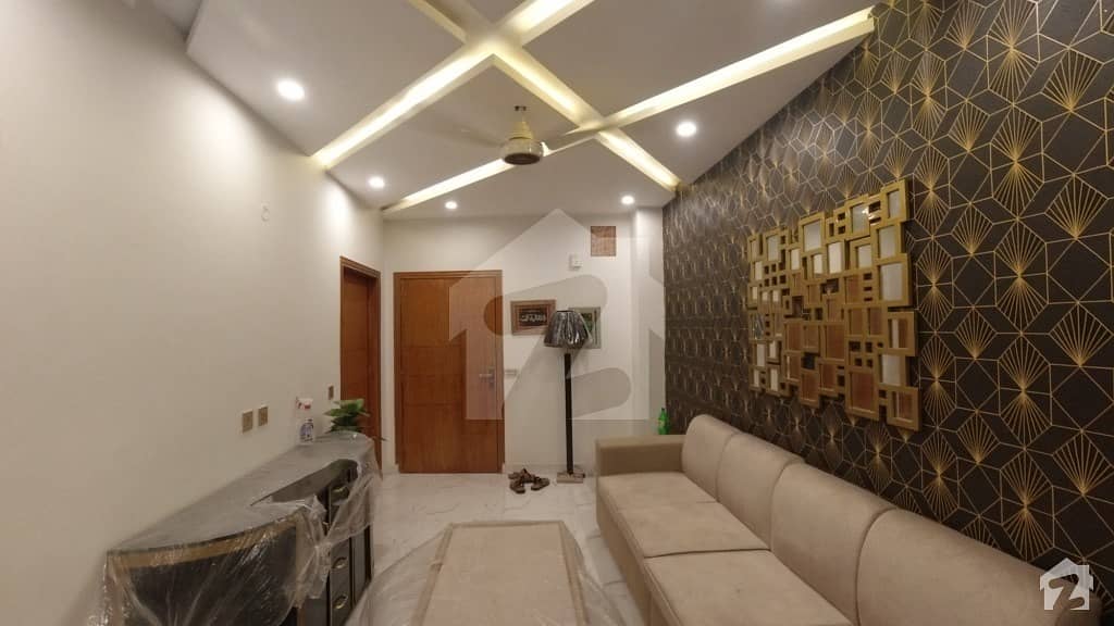 494 Square Feet Flat Available For Sale On Mall Road Lahore Mall Road, Lahore ID31463454