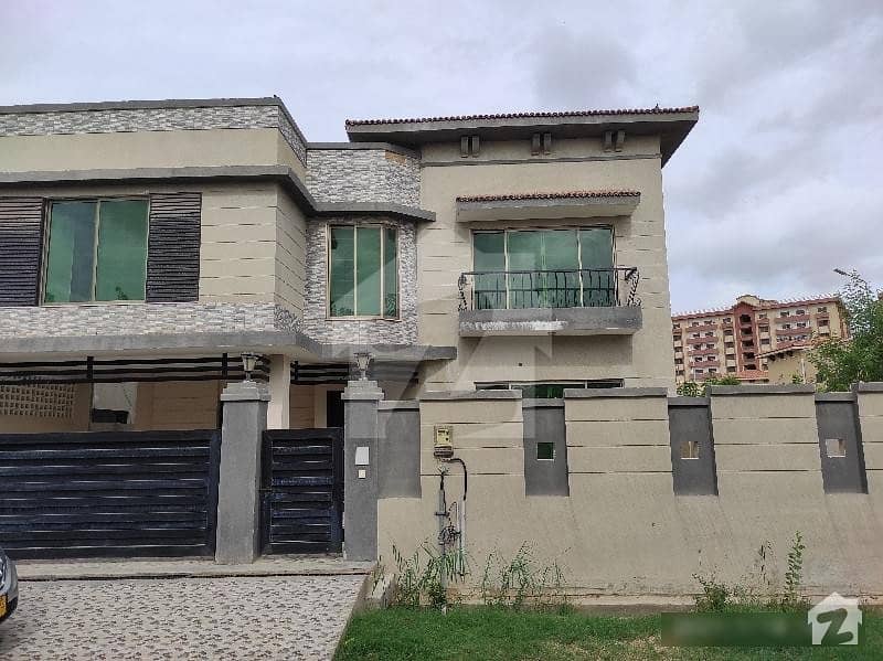 Newly 500 Sq Yrd Brigadier House Available Malir Cannt karachi. Askari