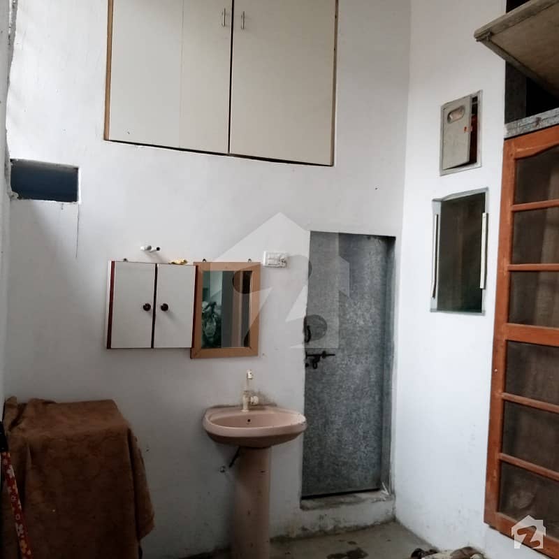 House For Sell Landhi No. 1 Main Road Facing 120 sq yd (k. d. a) Landhi