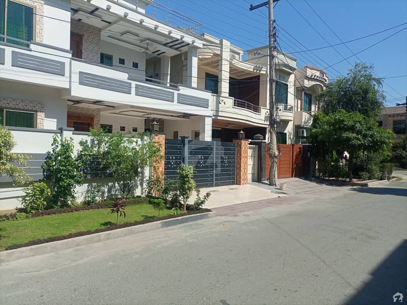 House In DC Colony For Sale DC Colony, Gujranwala ID31494007
