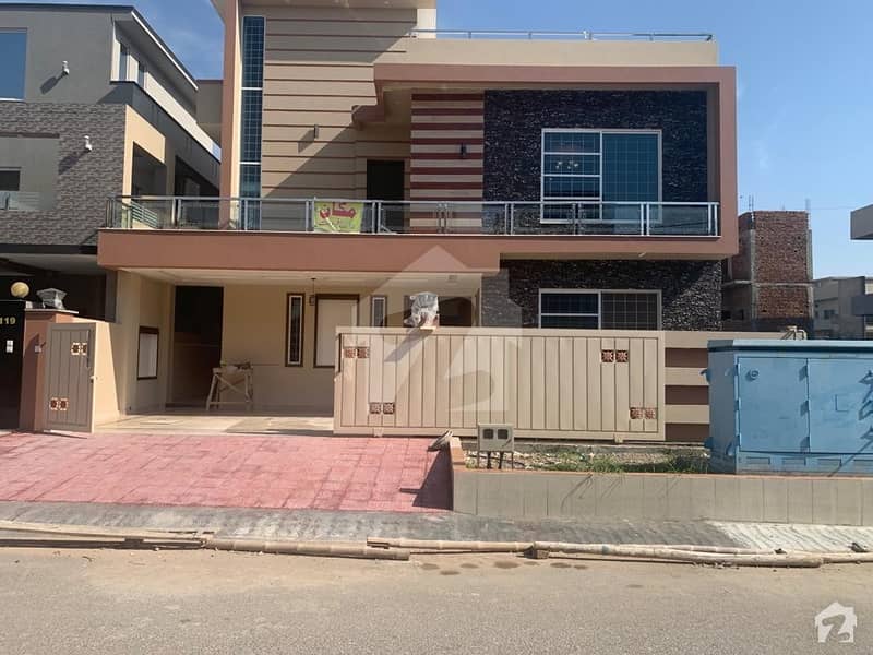 In Media Town House Sized 10 Marla For Sale Media Town Block A, Media