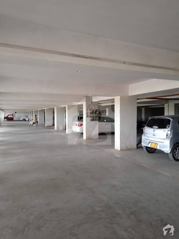 3 Bed DD Well Maintained Flat For Sale In Alpine Tower Gulistane