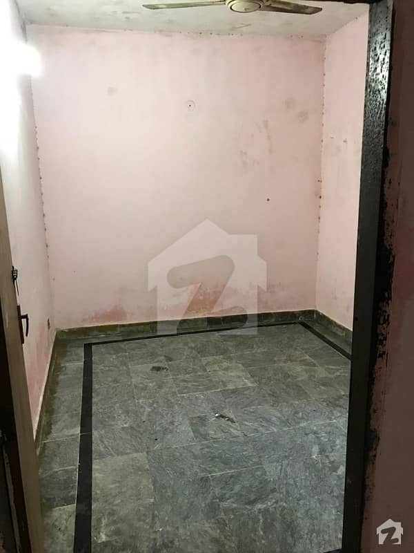 Flat For Rent Situated In Makkah Colony Makkah Colony, Lahore