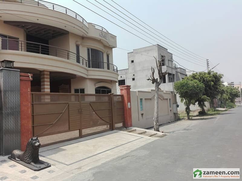 1 Kanal House Is Available For Sale Wapda Town Block A1, Wapda Town