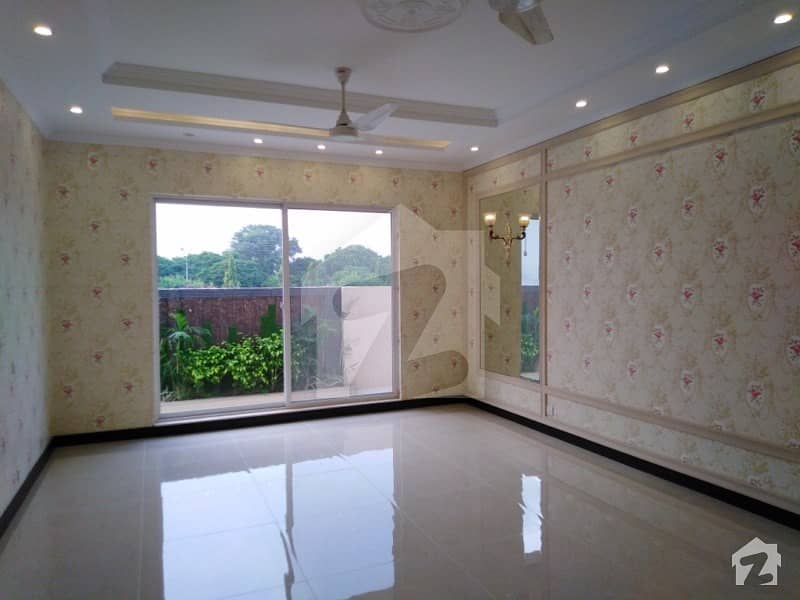 10 Marla House Ideally Situated In Pine Villas Pine Villas, Lahore