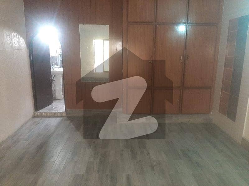 24 Marla Upper Portion For Rent Canal View Block E, Canal View, Lahore