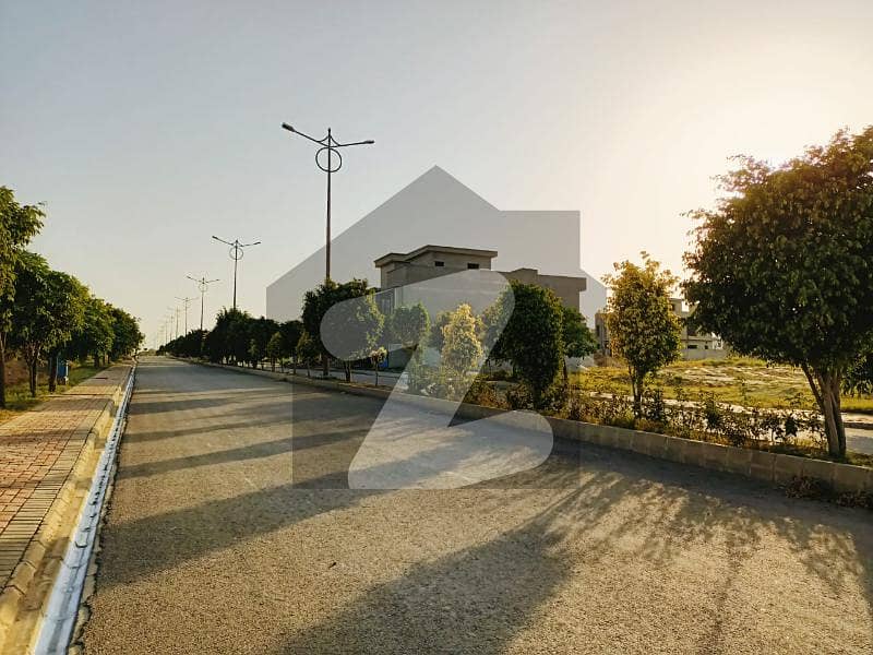 Mumtaz City 12 Commercial Plot For Sale Size 65*42 Mumtaz City