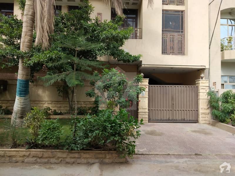 House For Sale In KDA Overseas Bungalows GulistaneJauhar Block 16A