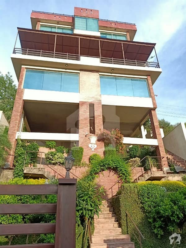 6 Bedrooms Triple Storey 1 Kanal House. Judicial Town, Islamabad