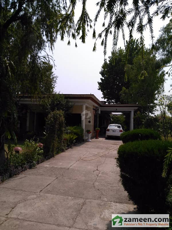 8 Kanal Farm House 6 Bedroom House And Three Bedroom Annexi For Sale