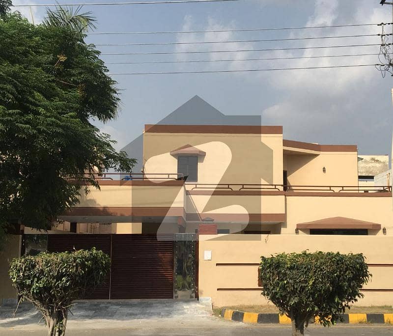 1 Kanal House Renovated Main Double Road In Paf Falcon Complex Gulberg