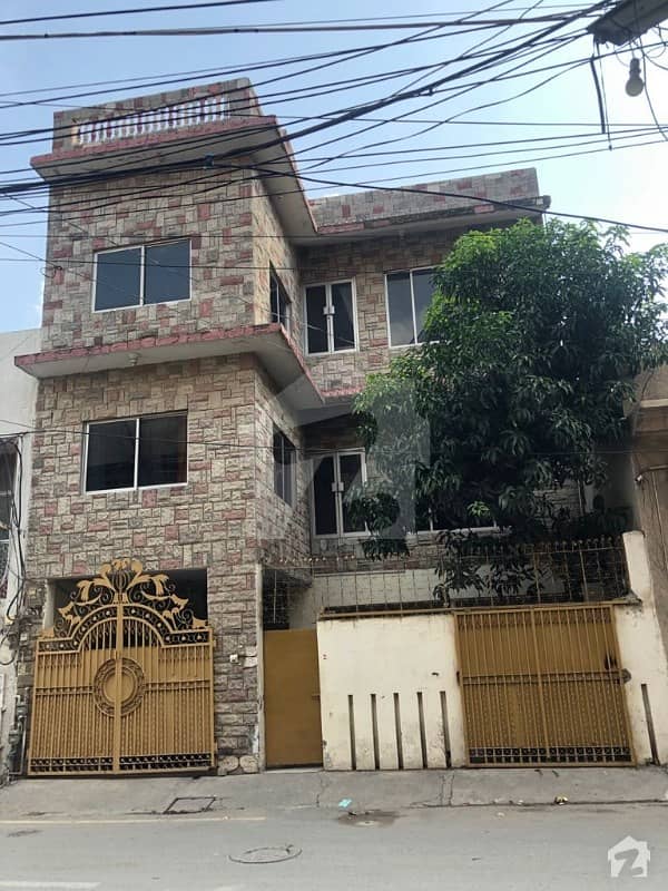 Buying A House In Habibullah Road? Habibullah Road, Lahore ID31653253