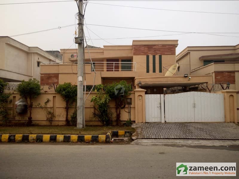 One Kanal House For Sale PAF Falcon Complex, Gulberg, Lahore ID8243735