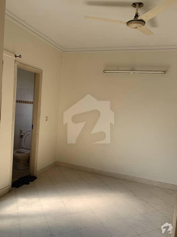 Flat For Sale At Ideal Location Wahdat Road, Lahore ID34109863