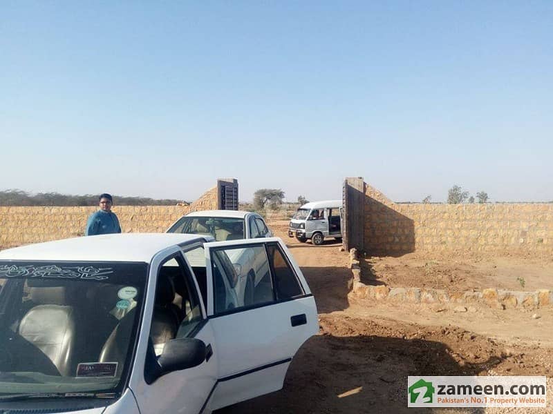 Farm Houses Plots on installments from 600 yards to Acres Land for Sale