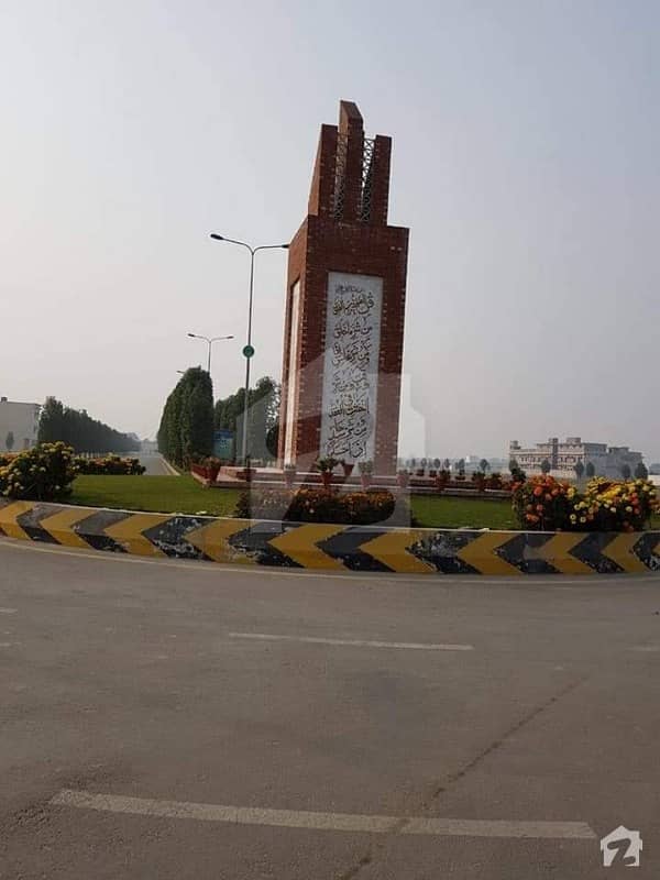 13 Marla Corner Plot For Sale Most Attractive Location Grand Avenues Housing Scheme, Lahore