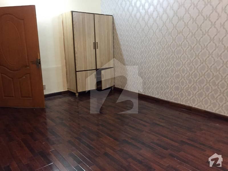 Yousaf Colony Family Flat For Rent 2 Bedrooms Attach Washrooms Yousaf