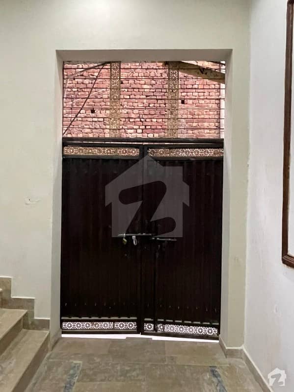Mian Farooq Estate Offers 4 Marla Double Storey New Furnished House For