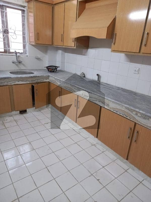 Renovated Non Corner First Floor Pha Flat At Prime Location G10