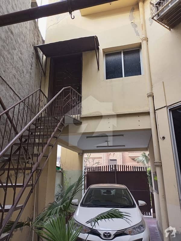 11 Marla Corner House For Sale In Canal View Canal View, Lahore