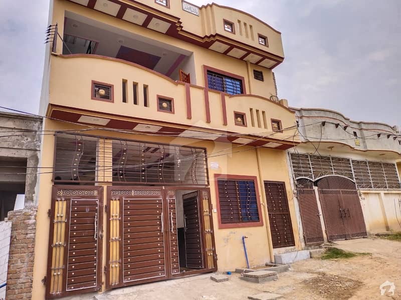 Rent This 7 Marla House In Lalazar 2 At An Unbelievable Price Lalazar 2