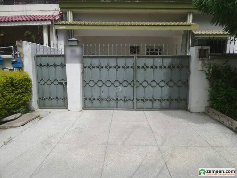 House For Sale I8/2, I8, Islamabad ID8779156