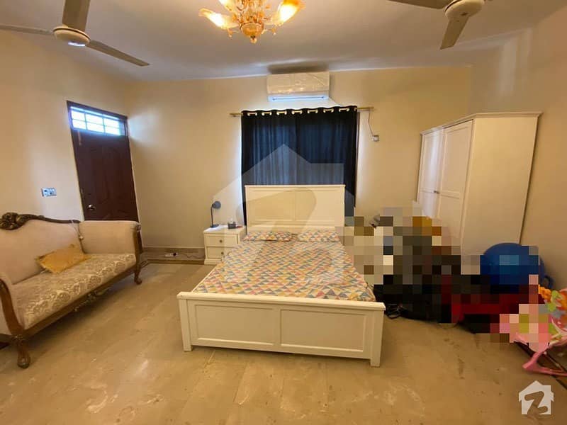 300 Yards Bungalow For Sale In Gulistanejohar Block 15 Gulistane