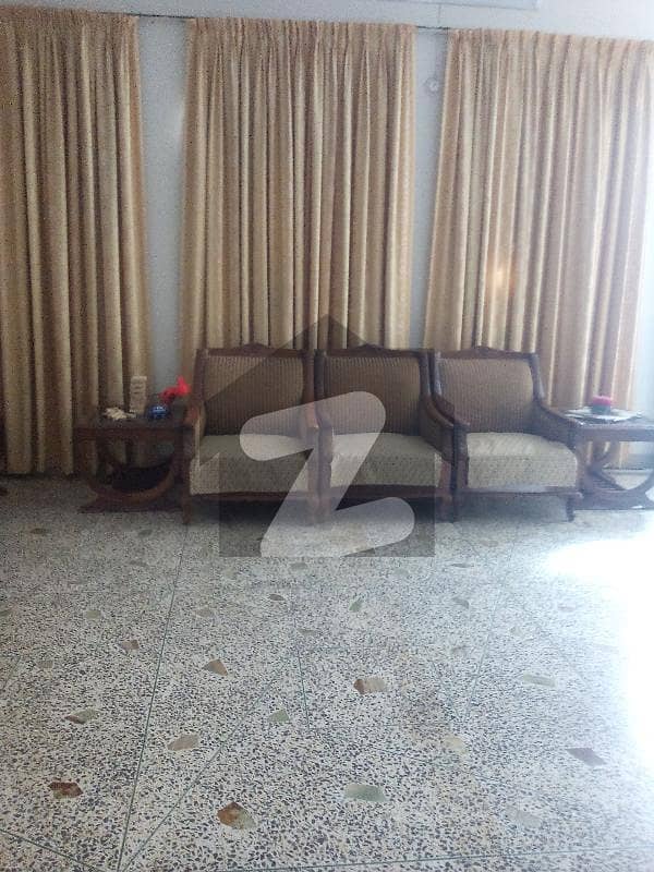 1st Floor 240 Yards Portion Available For Rent In Gulshan Block 1