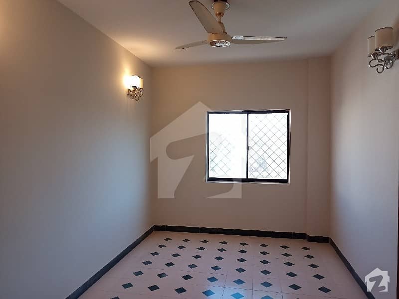 Flat For Sale Big Khayaban Nishat Bungalow Facing Nishat Commercial