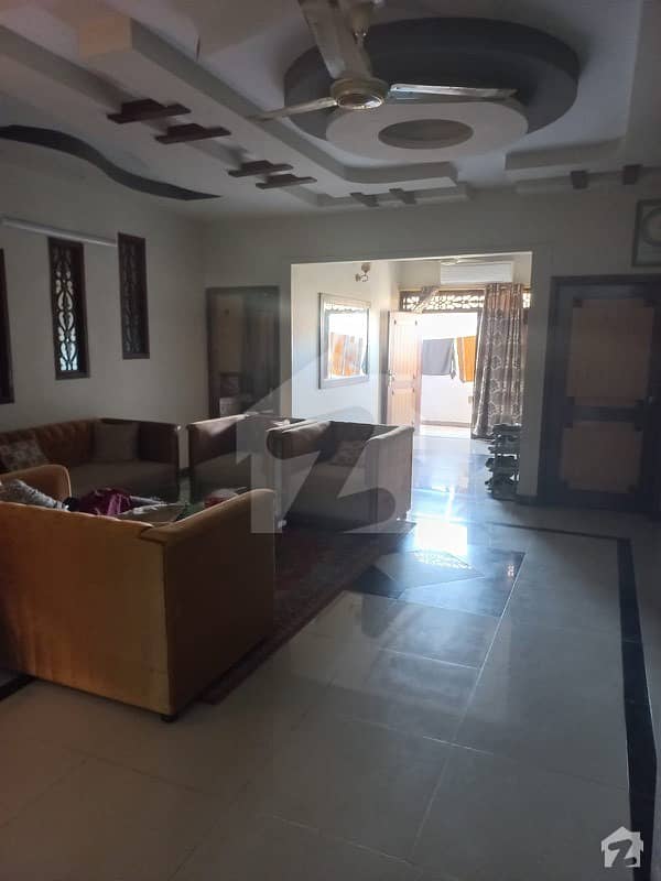 Upper Portion Of 3600 Square Feet For Rent In GulistanEJauhar Block