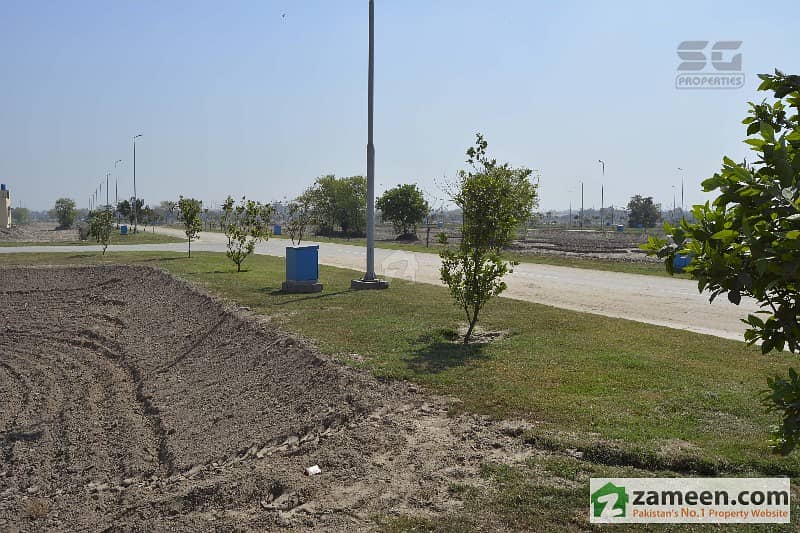 10 Marla Developed Corner Plot On Installment In Park View Villas Park