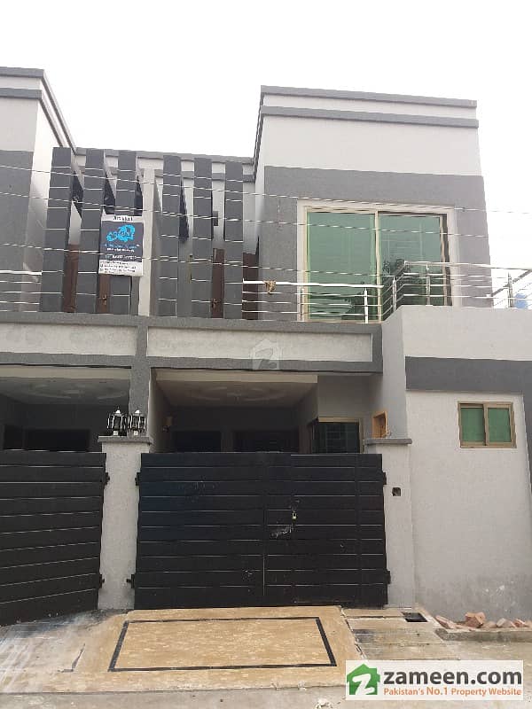 House For Sale All Facility In One House Bhatta Chowk, Lahore ID8301053