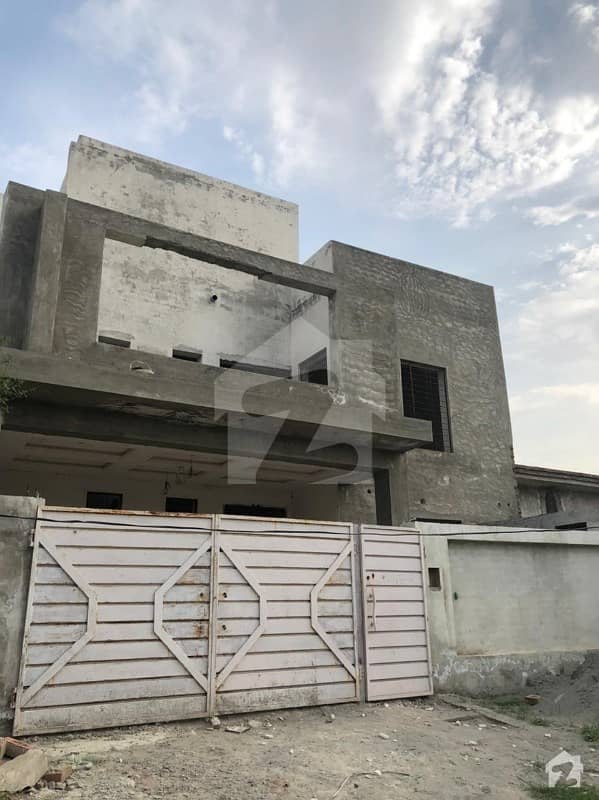 10 Marla House For Sale Very Beautiful House Urgent Sale Elite Town