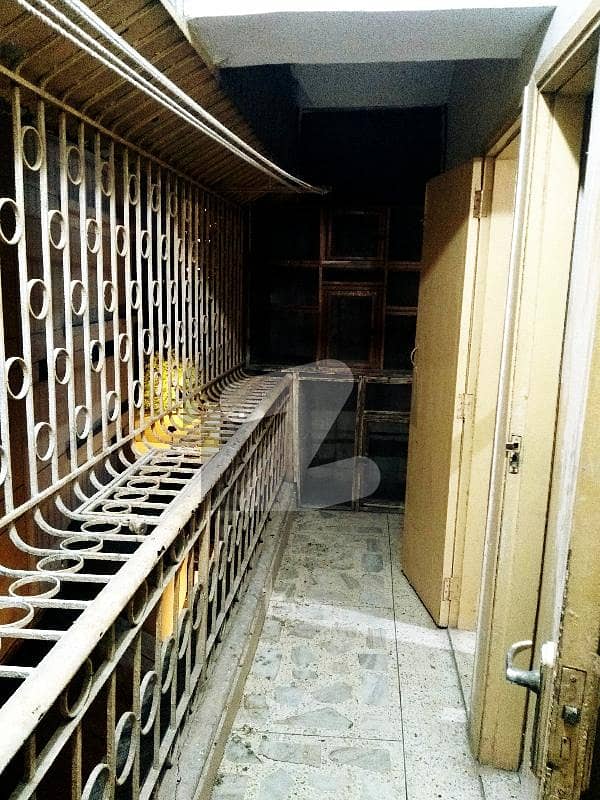 Flat For Rent In Saddar "yasir Complex " Saddar Town, Karachi ID37466983