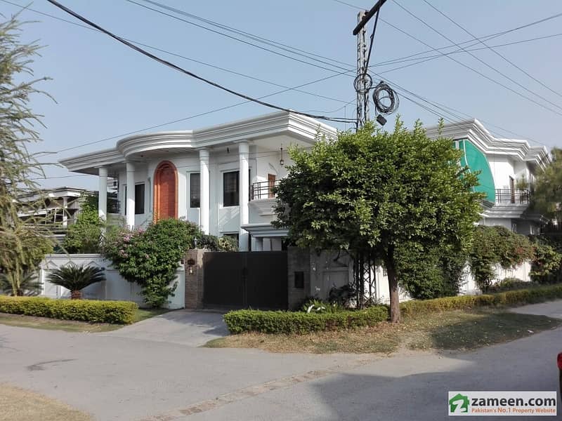 800 Sq Yards Beautiful Duplex Bungalow For Sale Chaklala Scheme 3
