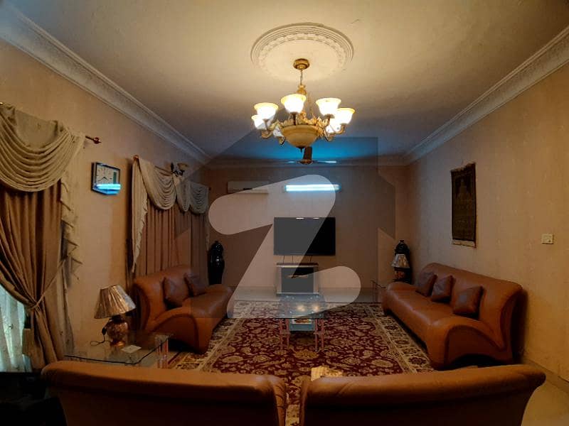 500 yds Single Storey Bungalow in GulshaneIqbal, Block 13D Gulshane