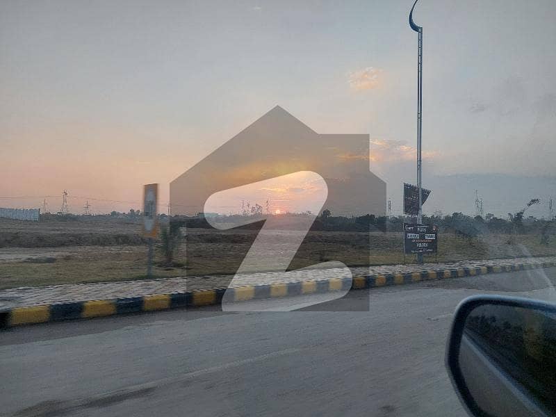 Main Boulevard Corner Plot With Extra Green Belt In Block B Awt D18