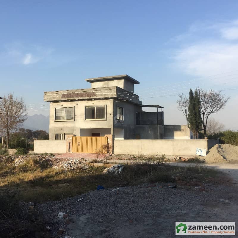 10 Marla House In Bani Gala Green Double Storey House For Sale Bani