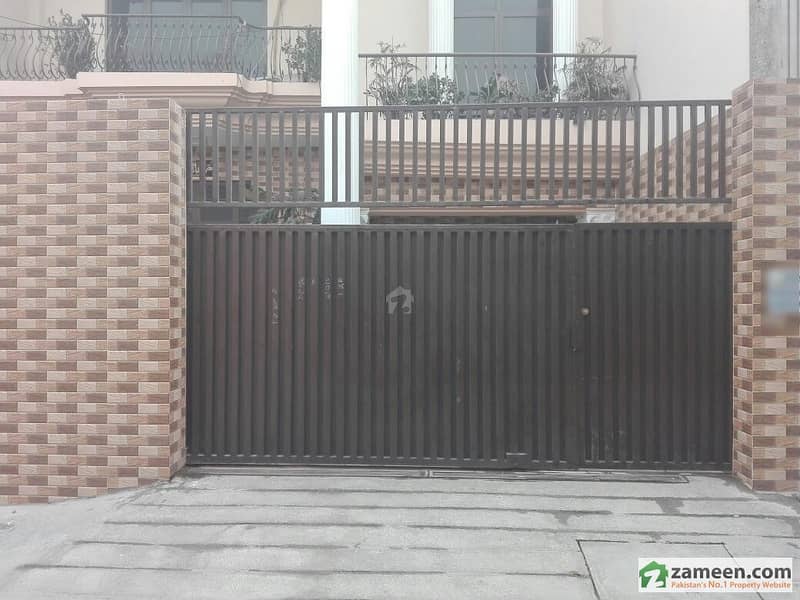 House Is Available For Sale Habibullah Road, Lahore ID7850531